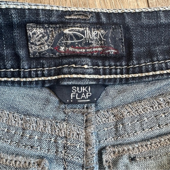 Silver Jeans Suki Flap Pockets Bootcut Rhinestone Gems Medium Wash Women’s 30x34 - Picture 3 of 16